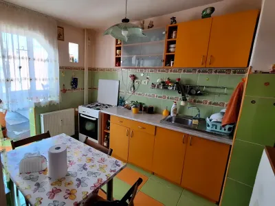 loc de luat masa apartament vanzare cumparare Sector 2 Bucuresti